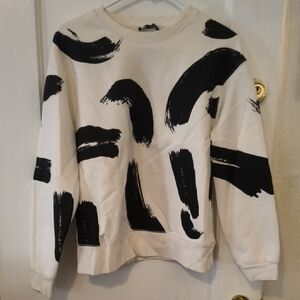 Zara | Monochrome Brushstroke Crewneck Sweater